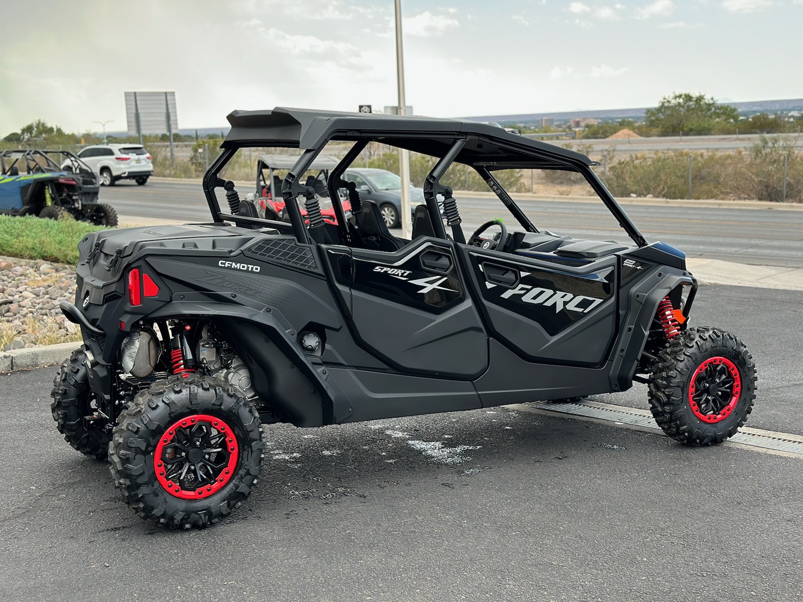 2025 CFMOTO ZFORCE 950 SPORT - 4 - NEBULA BLACK - Photo 5